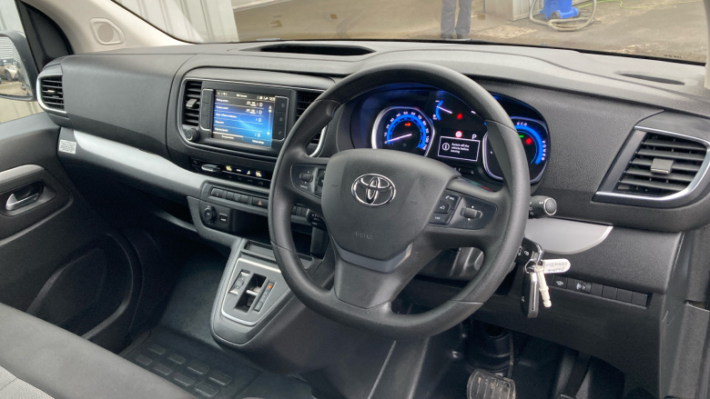 Toyota Proace Verso 100kW Shuttle Long 50kWh 5dr Auto Electric Estate